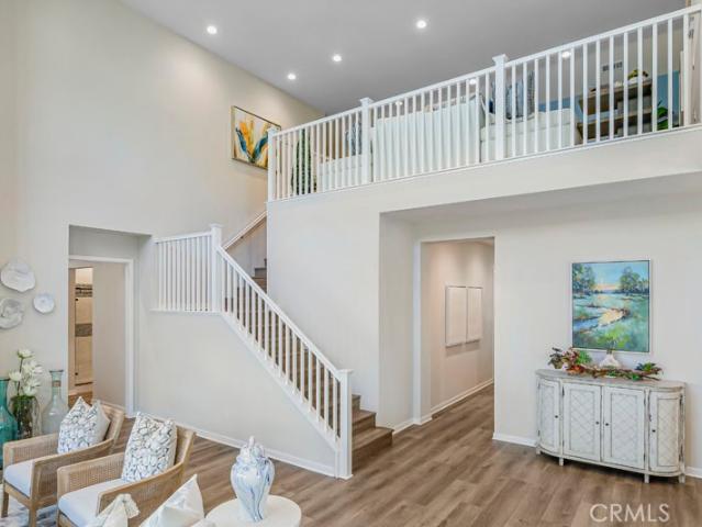 6556 Canyon Oaks Drive
