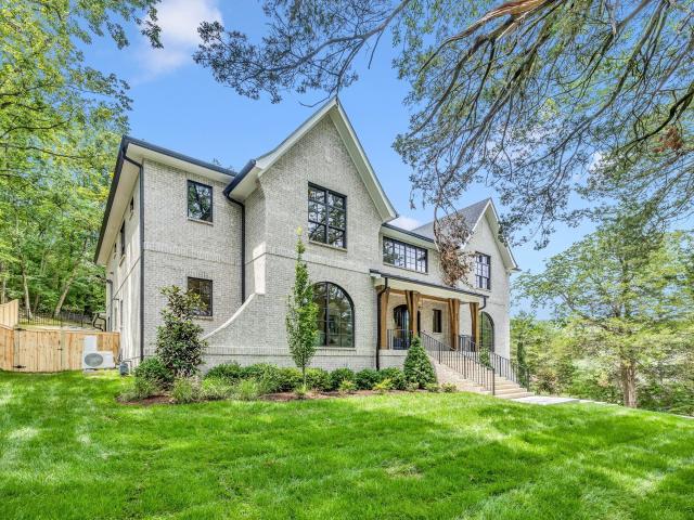 6551 Brownlee Dr