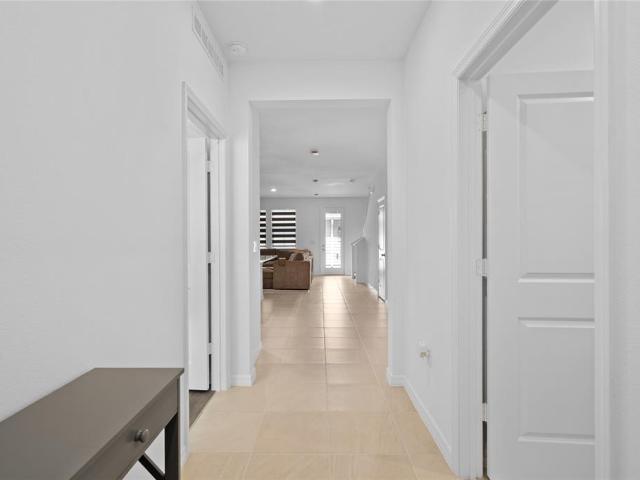 655 Clark St, Oviedo, FL 32765 | MLS #O6396