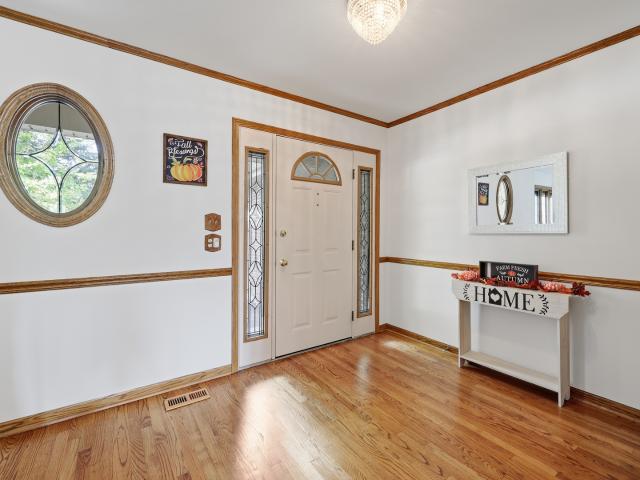 655 Crest Drive