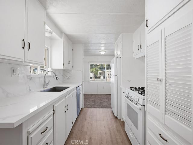655 E Main Street 9