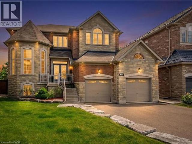 655 Kozel Court, Mississauga, ON, L4Z 4E4 house for sale | Listing ID 40842 | Royal LePage