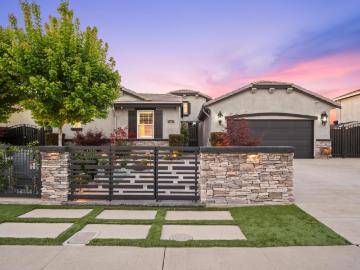 655 Mono St, Manteca, CA 95337 | MLS #226054