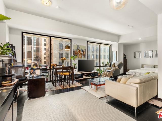 655 S Hope St, Unit 701, Los Angeles, CA 90017 | MLS #26671