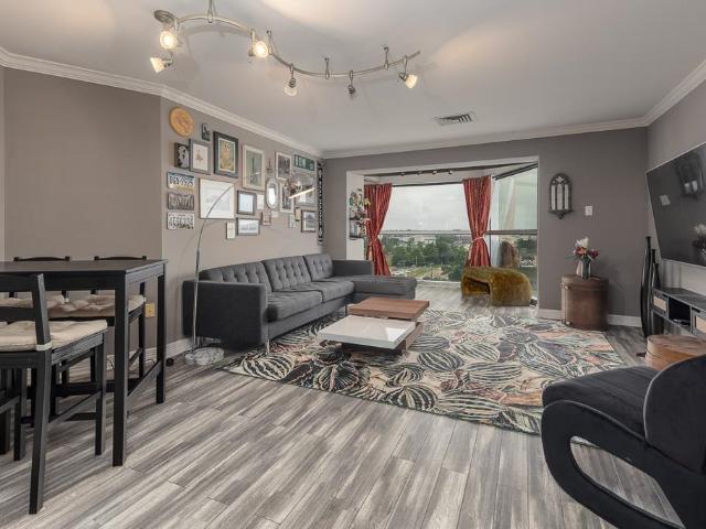 655 riverside dr