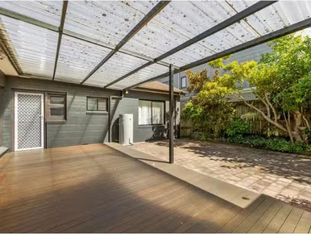 655 Warringah Road, Forestville House for rent Listed by Liam.
