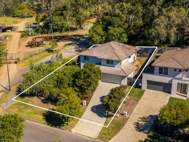 655m² Corner Block & Bushland Outlook