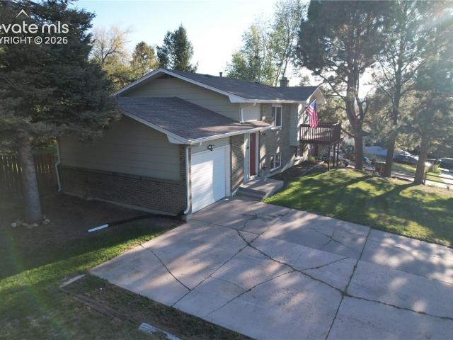 6565 athletic Avenue