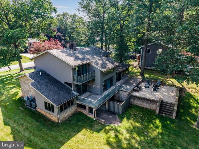 6566 Fairway Drive W