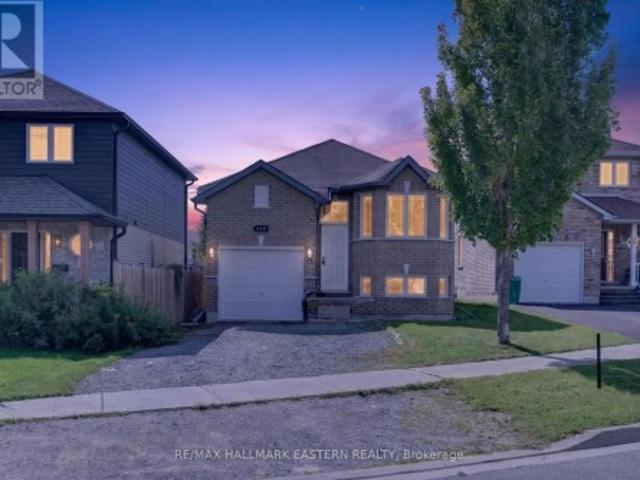 656 Clancy Crescent, Peterborough Otonabee Ward 1, ON, K9K 2S3 house for sale | Listing ID X13759 | Royal LePage