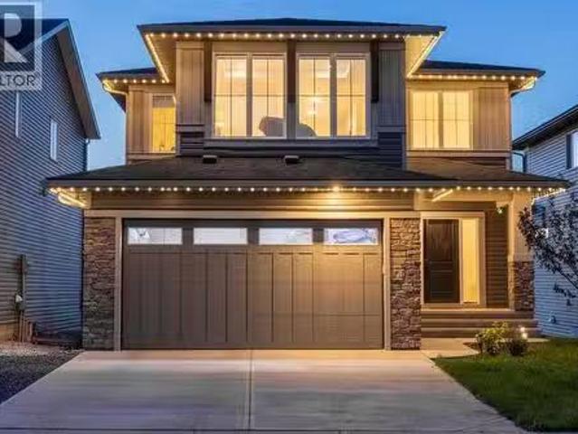 656 Bayview Way Sw, Airdrie, AB, T4B 3N6 house for sale Lis.
