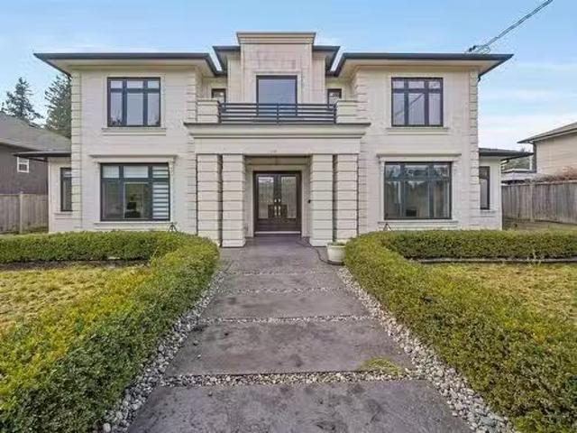 656 Blue Mountain Street, Coquitlam, BC, V3J 4R6 house for s.