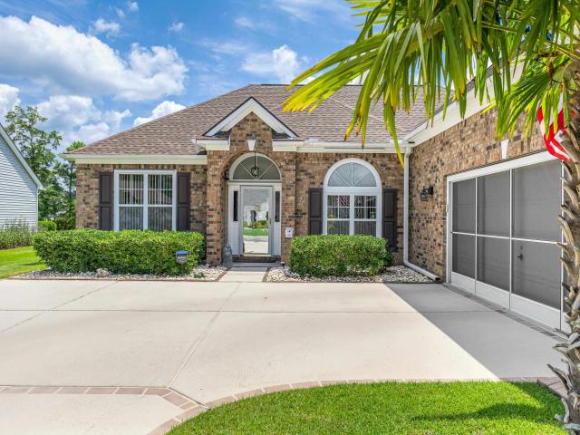656 Meadowbrook Ln