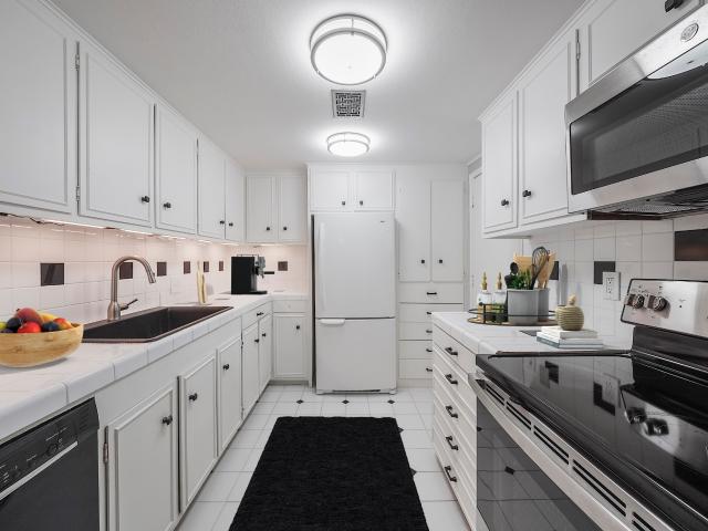656 S Ripple Creek Drive 656