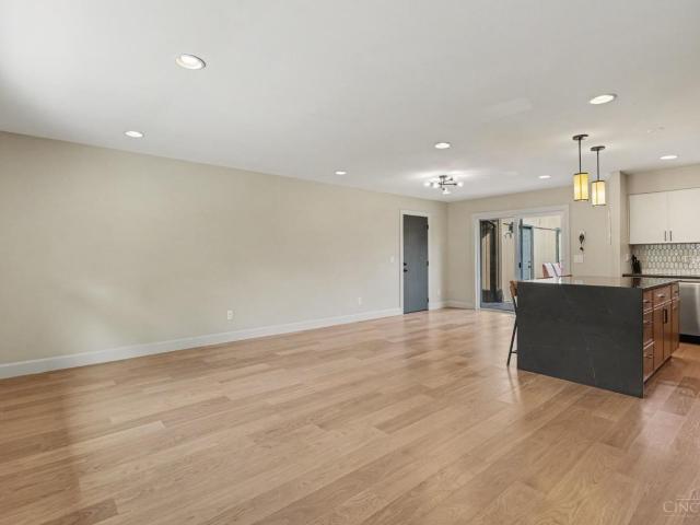 6576 E Knollwood Circle