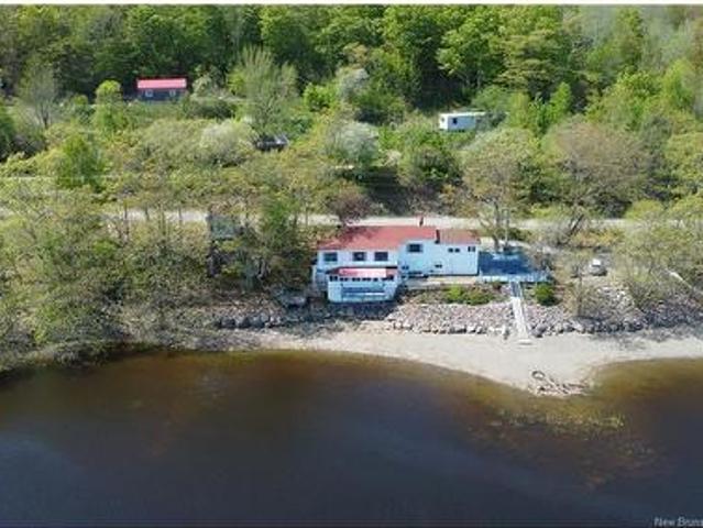 6577 Route 102, Oak Point, NB, E5M 2G9 house for sale | Listing ID NB135538 | Royal LePage