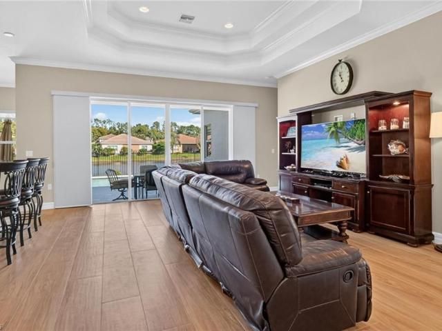 6571 Monterey Pt, Naples, US, FL