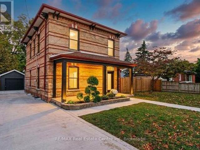 657 Frances Street, Woodstock South, ON, N4S 1Z9 house for sale | Listing ID X13945 | Royal LePage