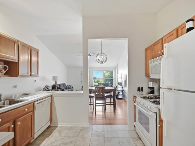 657 S Curran Road