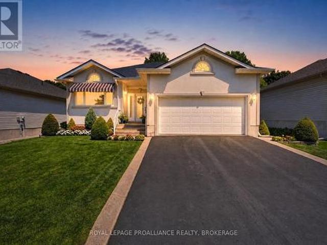 657 Roosevelt Drive, Kingston City Southwest, ON, K7M 8T8 house for sale | Listing ID X13567 | Royal LePage