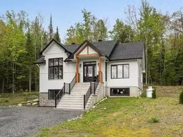 657 Rue Bordeleau, Magog, QC, J1X 0M5 house for sale Listin.