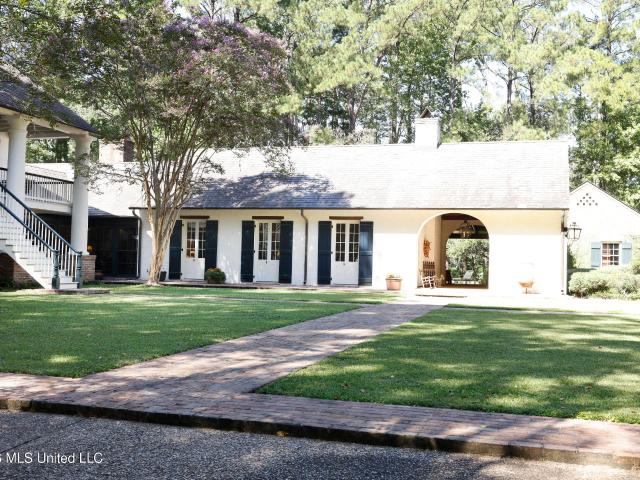 657 Zetus Road