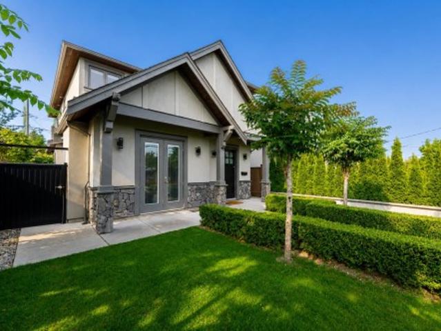 6585 Halifax Street, Burnaby, BC, V5B 2P9 duplex for sale | Listing ID R3176 | Royal LePage