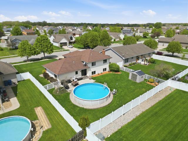 6587 Arrowhead Drive