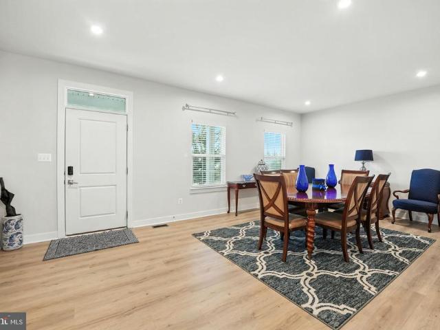 6589 Bob White Drive