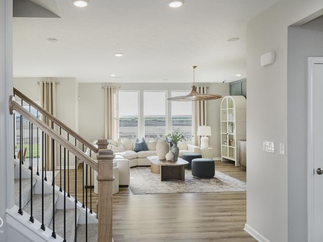 6582 Valinor Court
