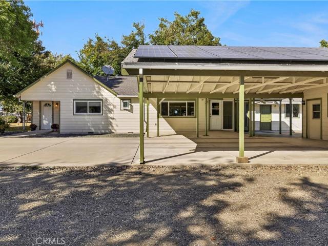 658 4th Street