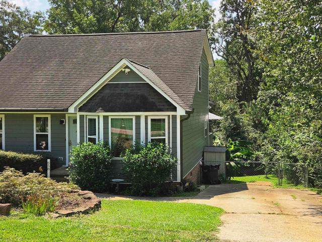 658 Maple Drive