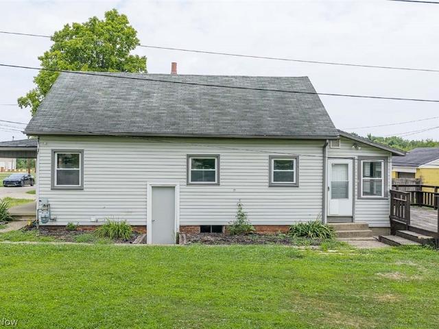 6597 Superior Road SE