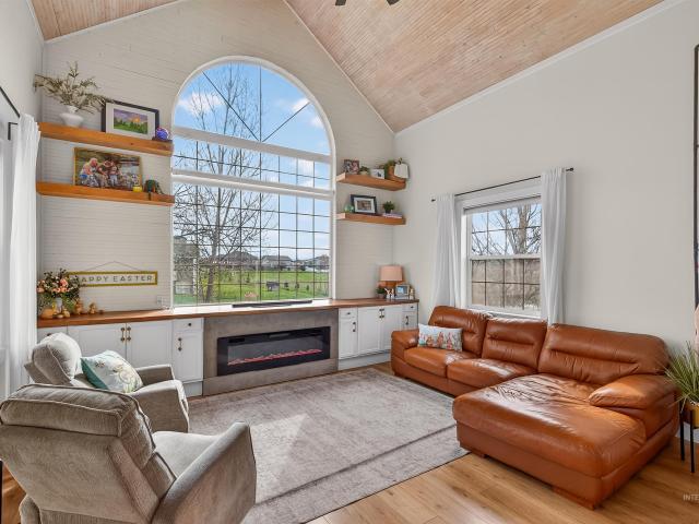 6598 Cougar Ridge Road