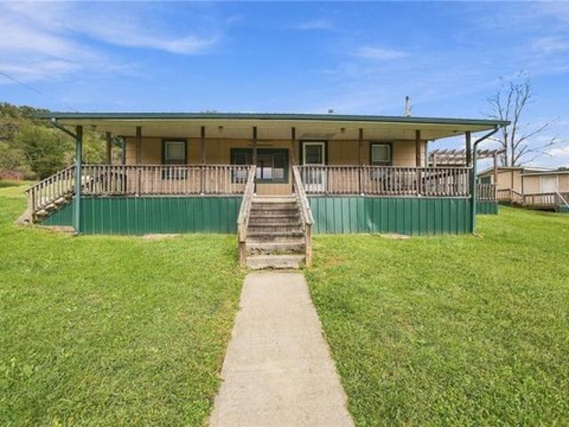 6592 Pullman Rd, Pennsboro, WV 26415