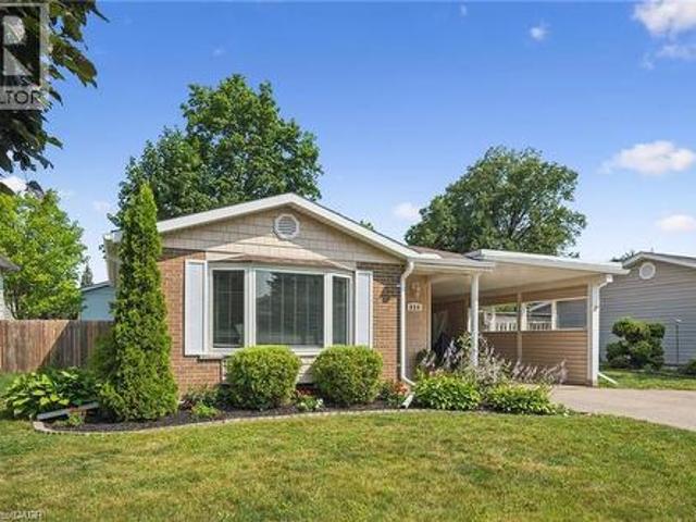 659 Glen Forrest Boulevard, Waterloo, ON, N2L 4K4 house for sale | Listing ID 40854 | Royal LePage