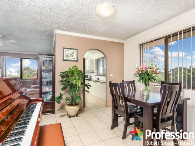 6/5 7 Graham RoadNarwee NSW 2209, Australia