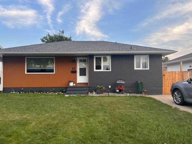 65 14 Street Nw, Medicine Hat, AB, T1A 6R5 house for sale | Listing ID A2326 | Royal LePage