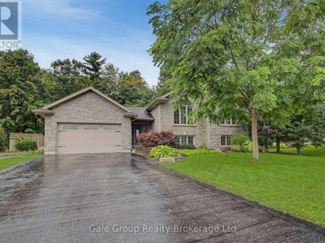 65 Wintergreen Crescent, Norfolk Delhi, ON, N4B 2W5 house for sale | Listing ID X13764 | Royal LePage