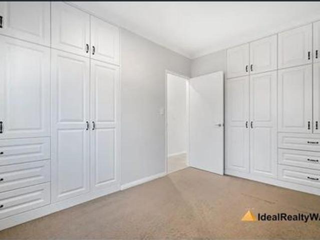 65 Alliance Loop, Willetton WA 6155 Upstairs