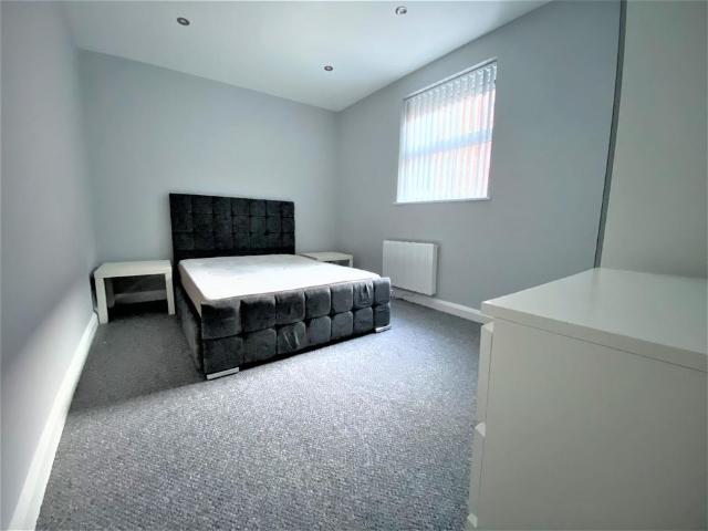 65 Aylestone Road, Leicester, LE2 7LL