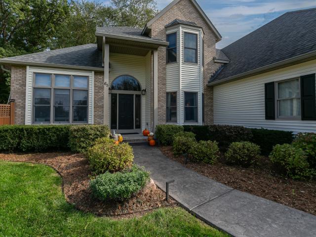 65 Barrington Circle