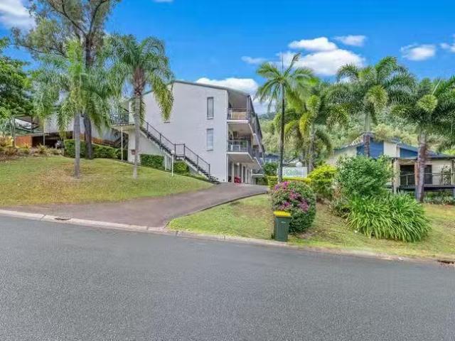 6/5 Border Drive, Cannonvale, QLD 4802