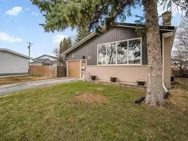 65 Columbus Crescent, Winnipeg, MB, R3K 0C5 house for sale.