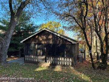 65 Fall Ln, Union Dale, PA 18470 | MLS #SC255146