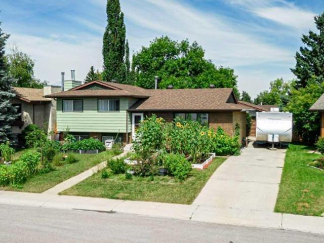 65 Hart Crescent, Red Deer, AB, T4N 6E5 house for sale | Listing ID A2334 | Royal LePage