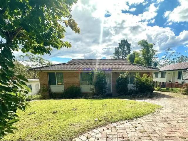 65 Hay St, Bullaburra House for rent Listed by Naomi Clifton.