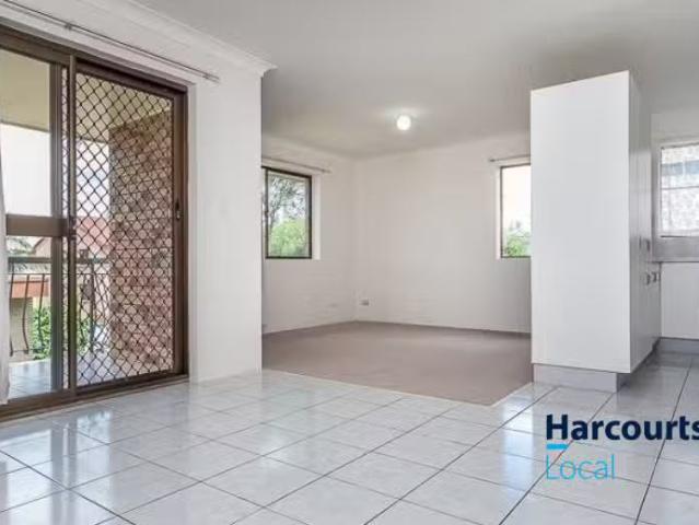 6/5 Hows Road, NUNDAH, QLD 4012 Unit for Rent