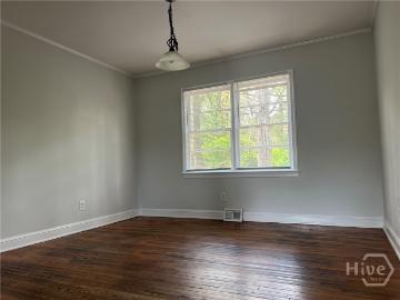 65 Jefferson Circle