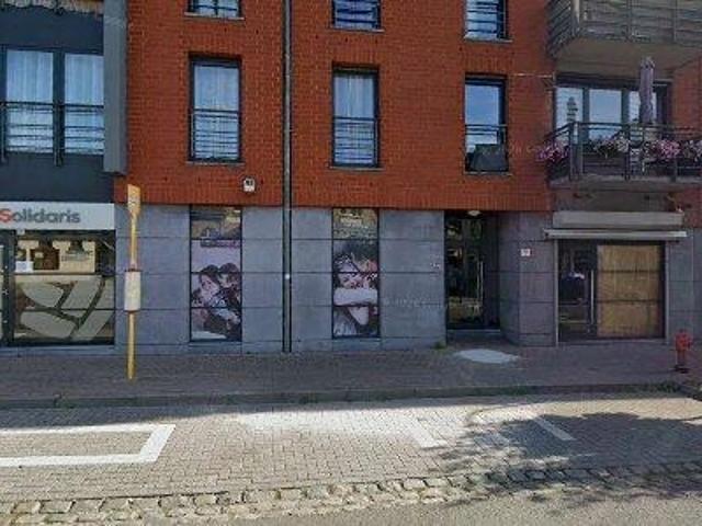 65 m2 apartment for rent in Court Saint Étienne